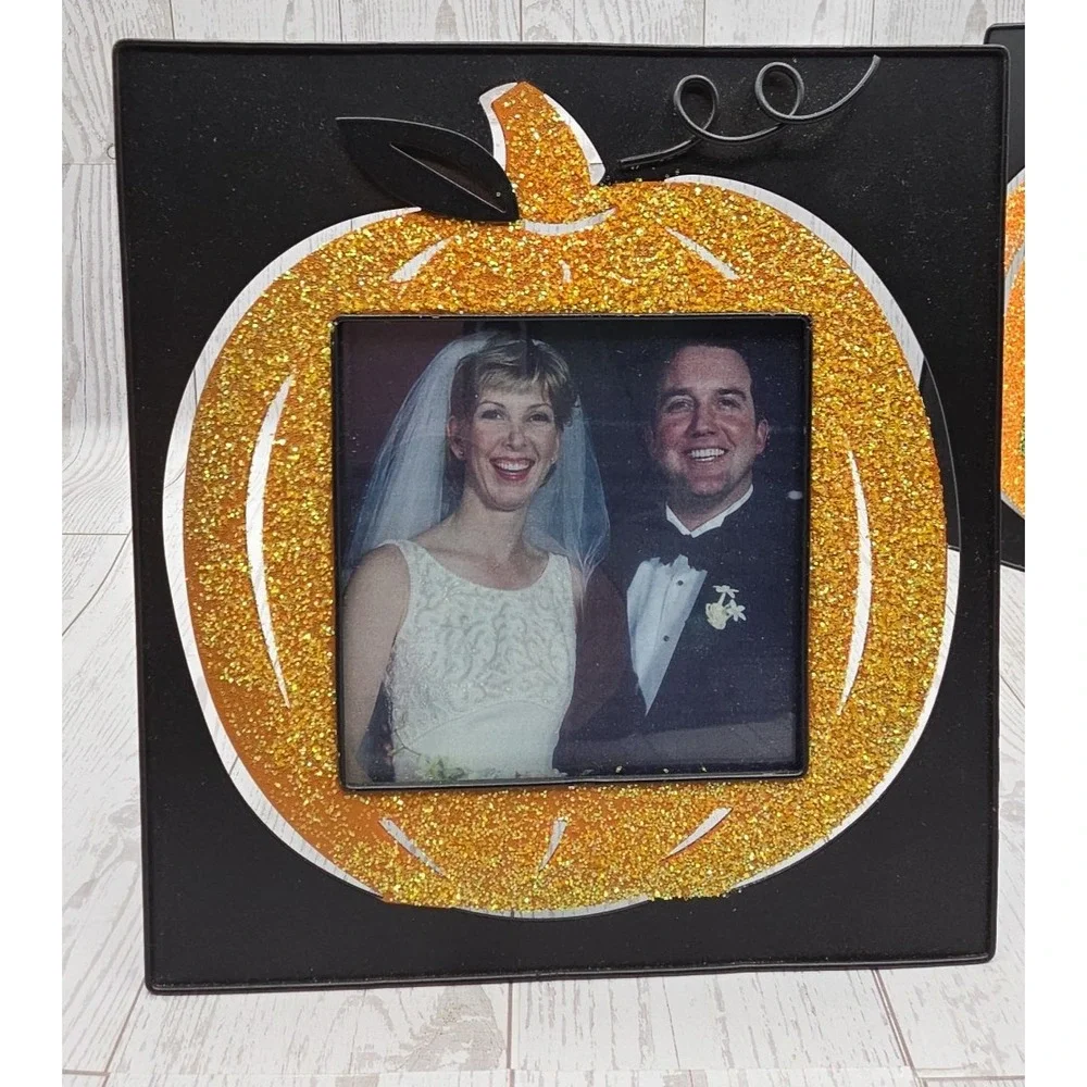 2 Halloween Black and Orange Picture Frames 7